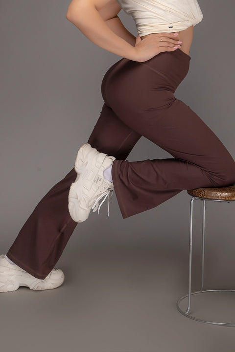 W - Lycra Phoenix Relaxed Pants - Brown